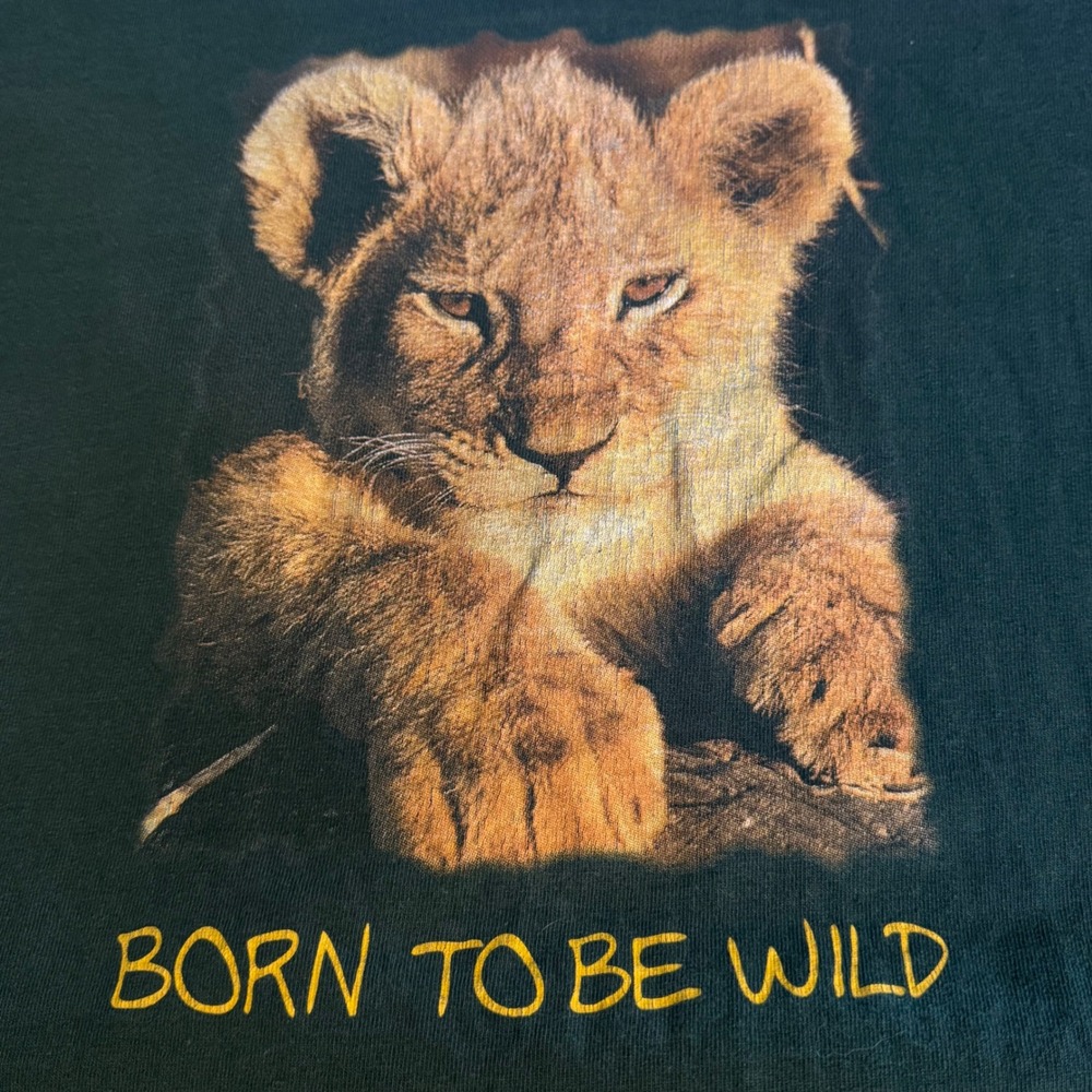 vintage tshirt Alore Lion Cub Graphic T-Shirt Born To Be Wild Vintage 90s USA